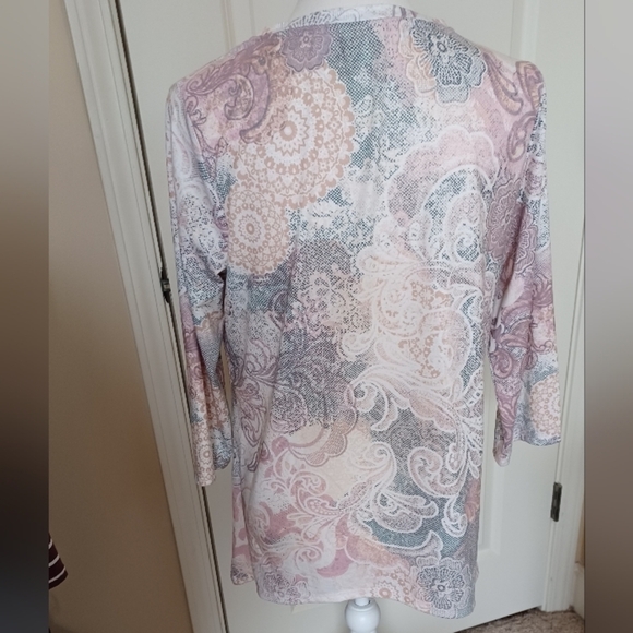 Chicos Zenergy blouse Chicos size 1 USA medium - Picture 3 of 6